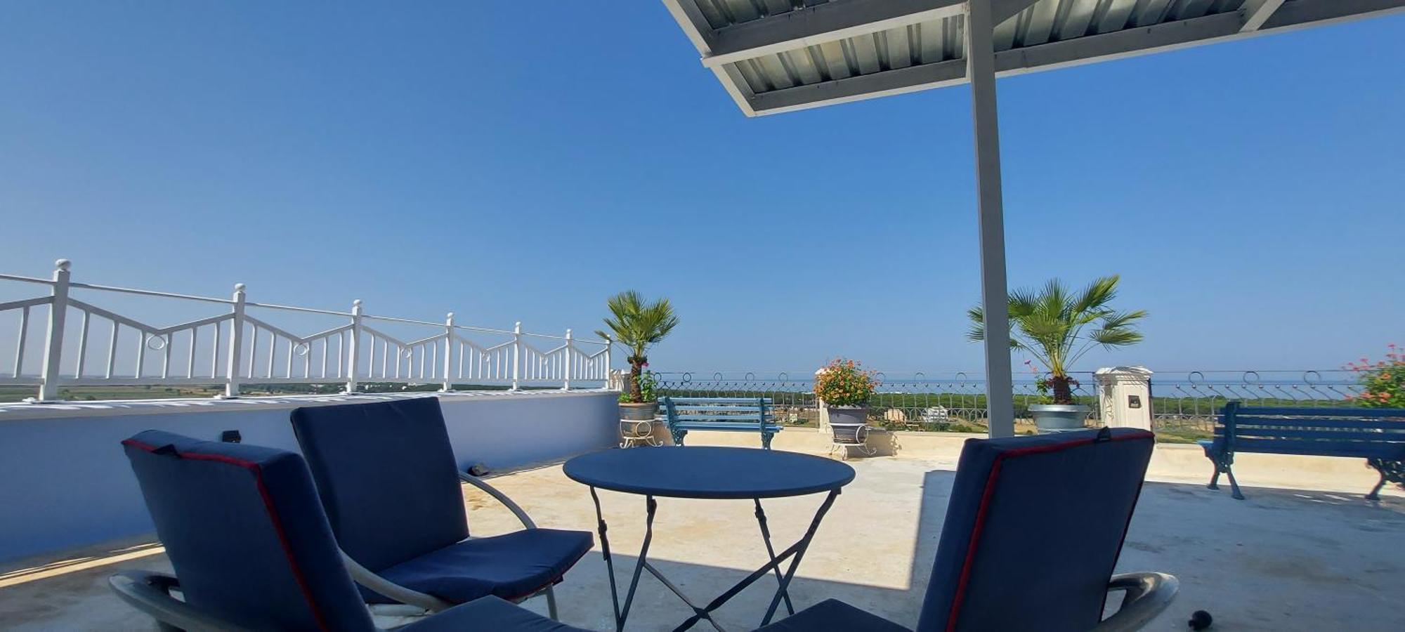 Luiss Panorama * Durrës